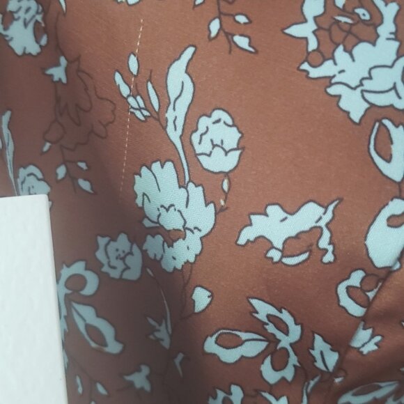 NEW” HEARTLOOM Miyako Dress in Ganache - Picture 4 of 5